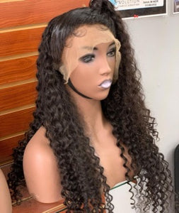 CURLY WIG/W FRONTAL